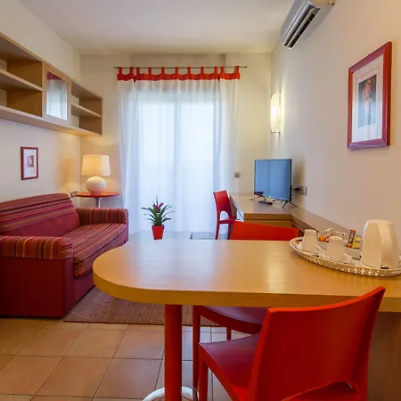 Apartahotel I Triangoli 4*